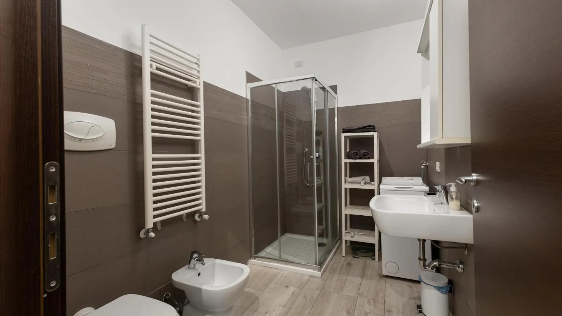 Monolocale Con Balcone Self Check In Milano Sempione Apartment Italy