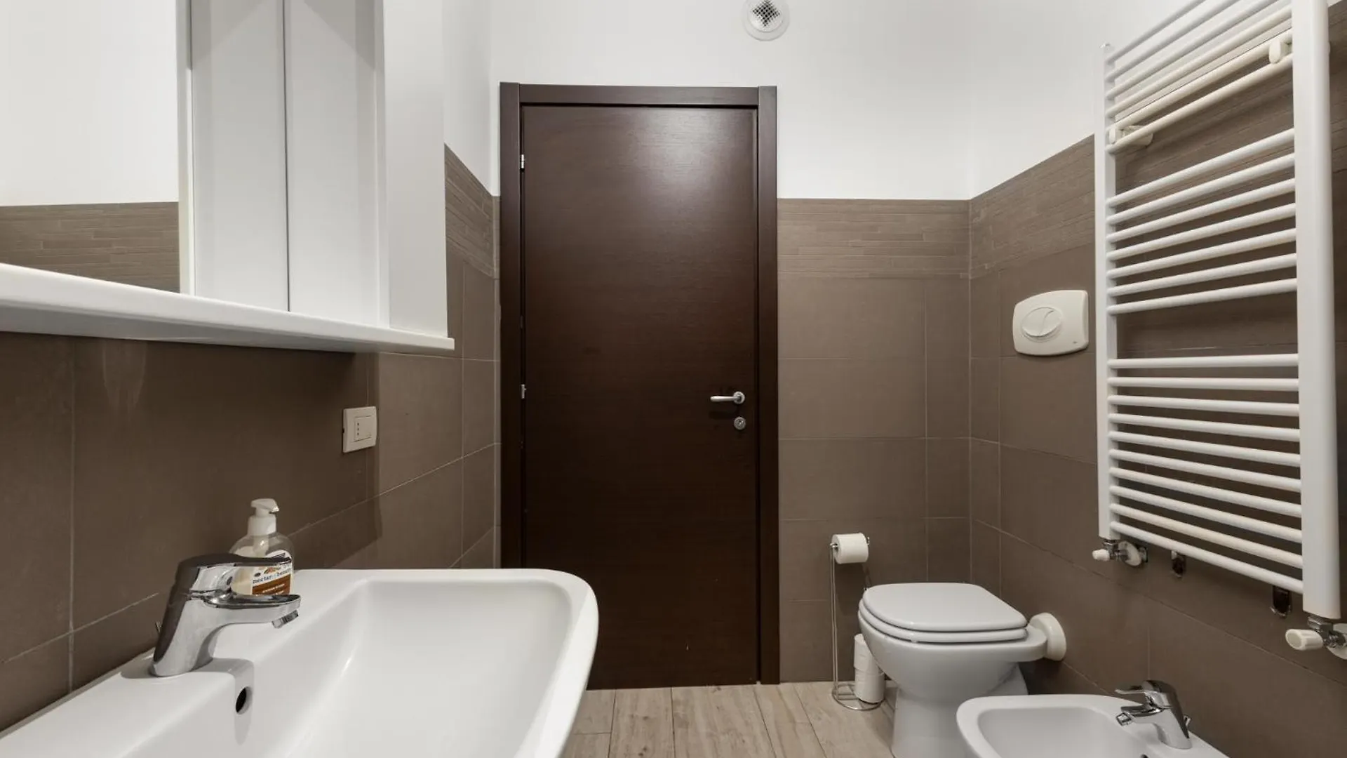 Apartamento Monolocale Con Balcone Self Check In Milano Sempione 0*,  Italia